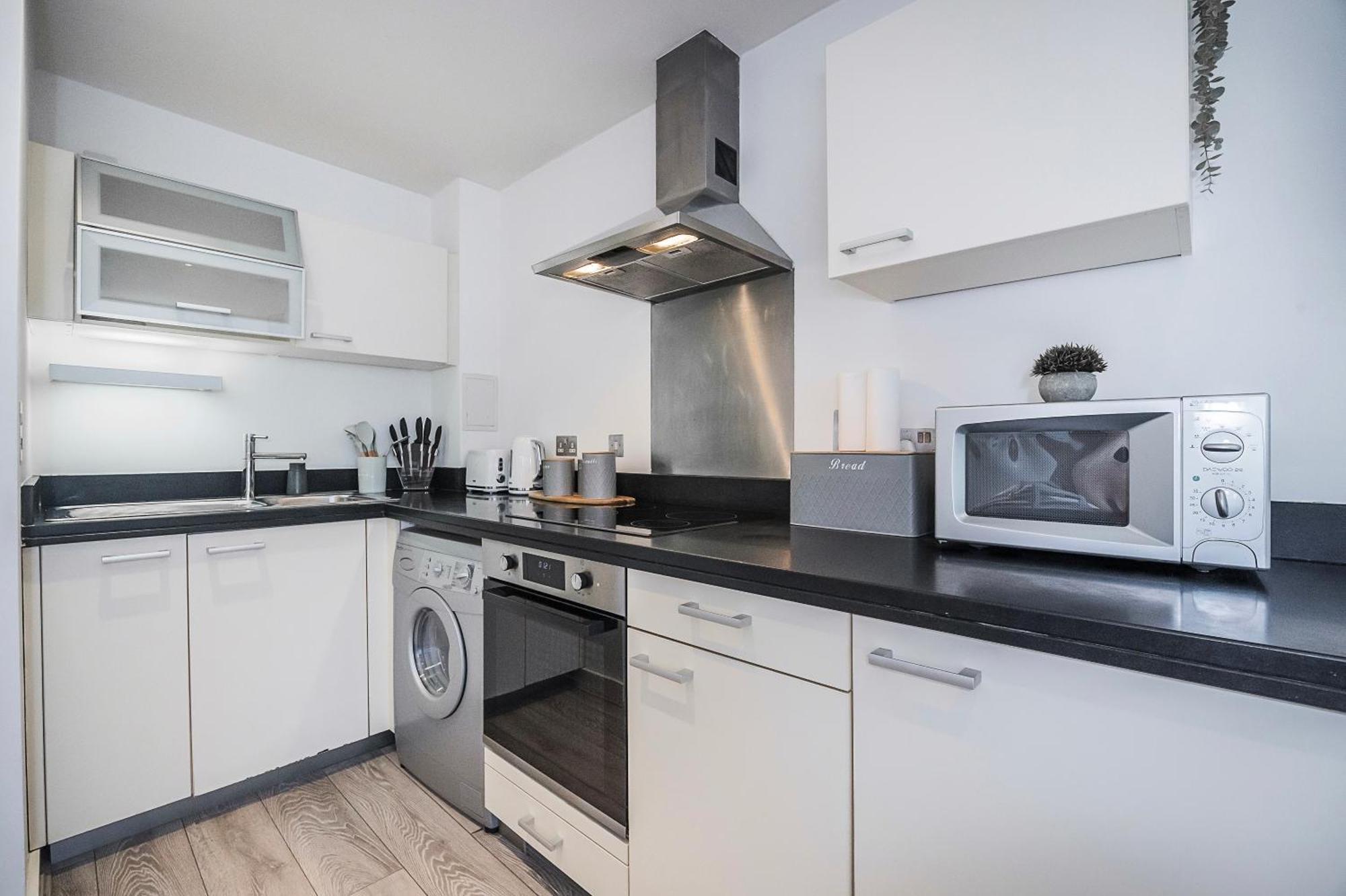 The Canary Hub Apartment